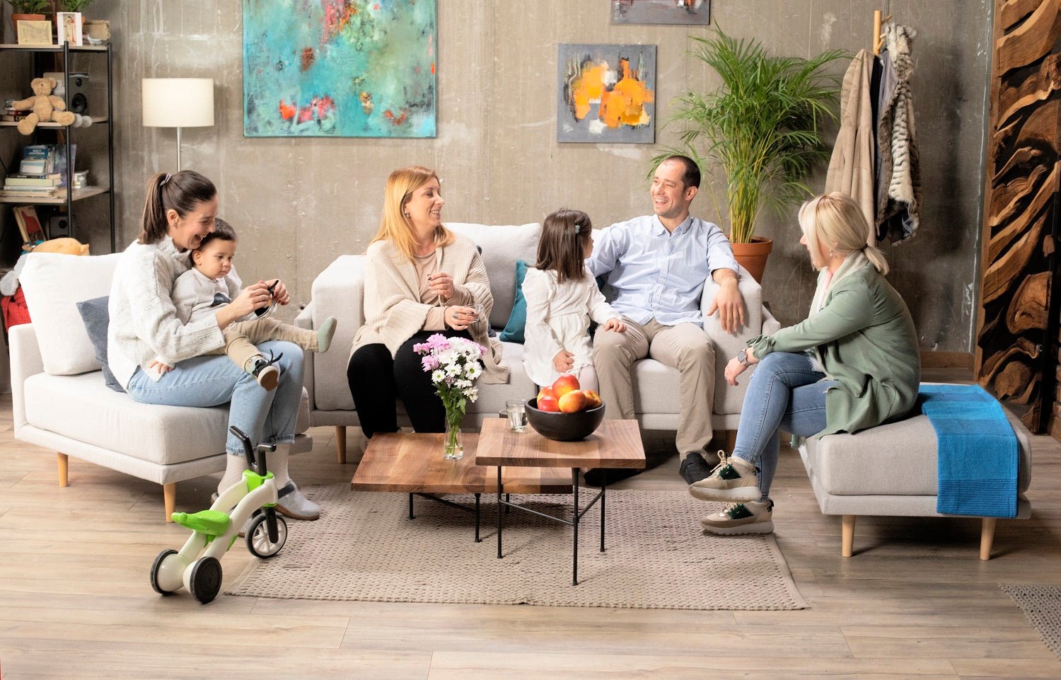 Perché un divano componibile con rivestimento lavabile è perfetto per una famiglia con bambini