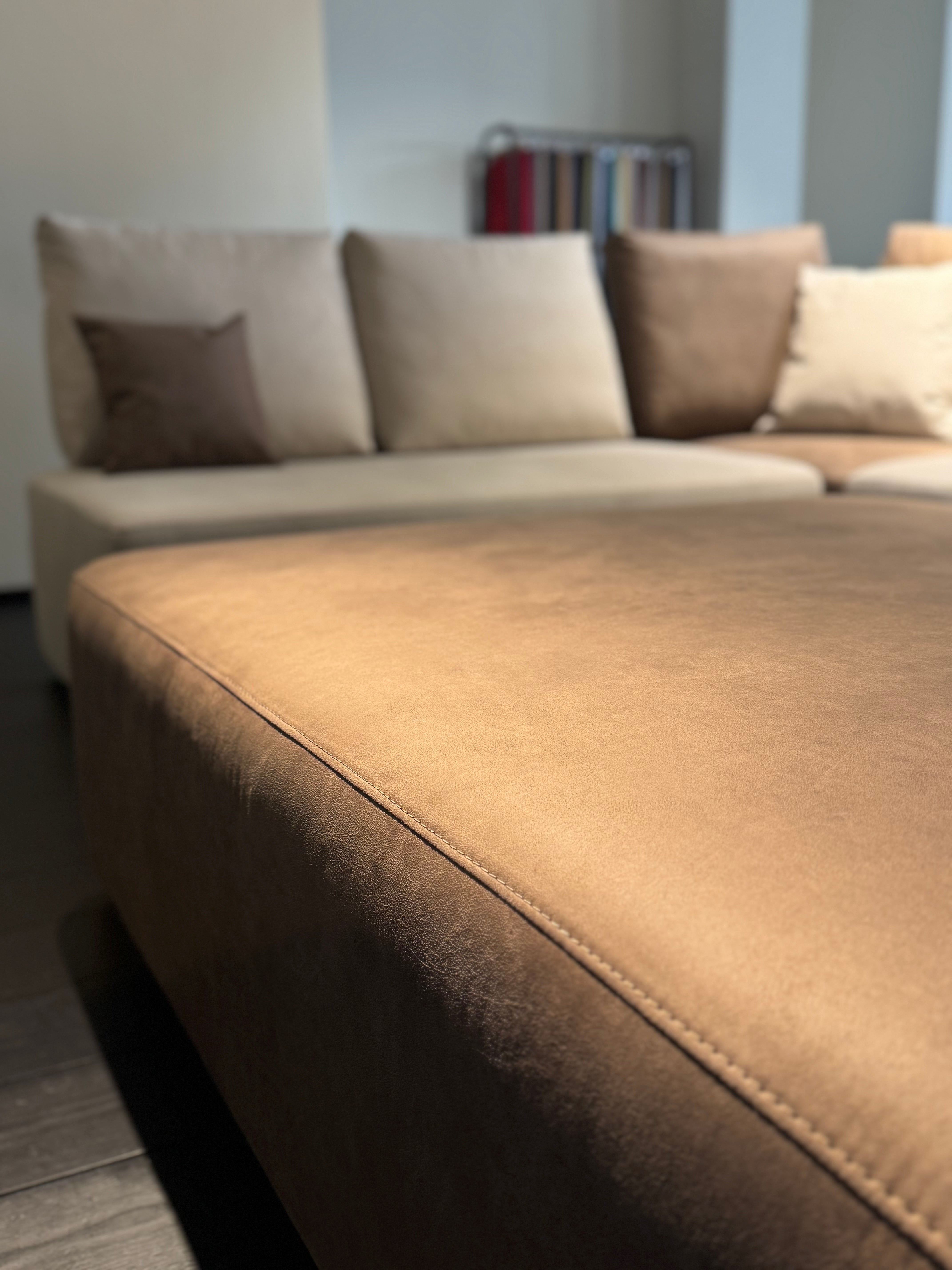 Outlet - Amy modular corner sofa with bed function - Showroom Milan