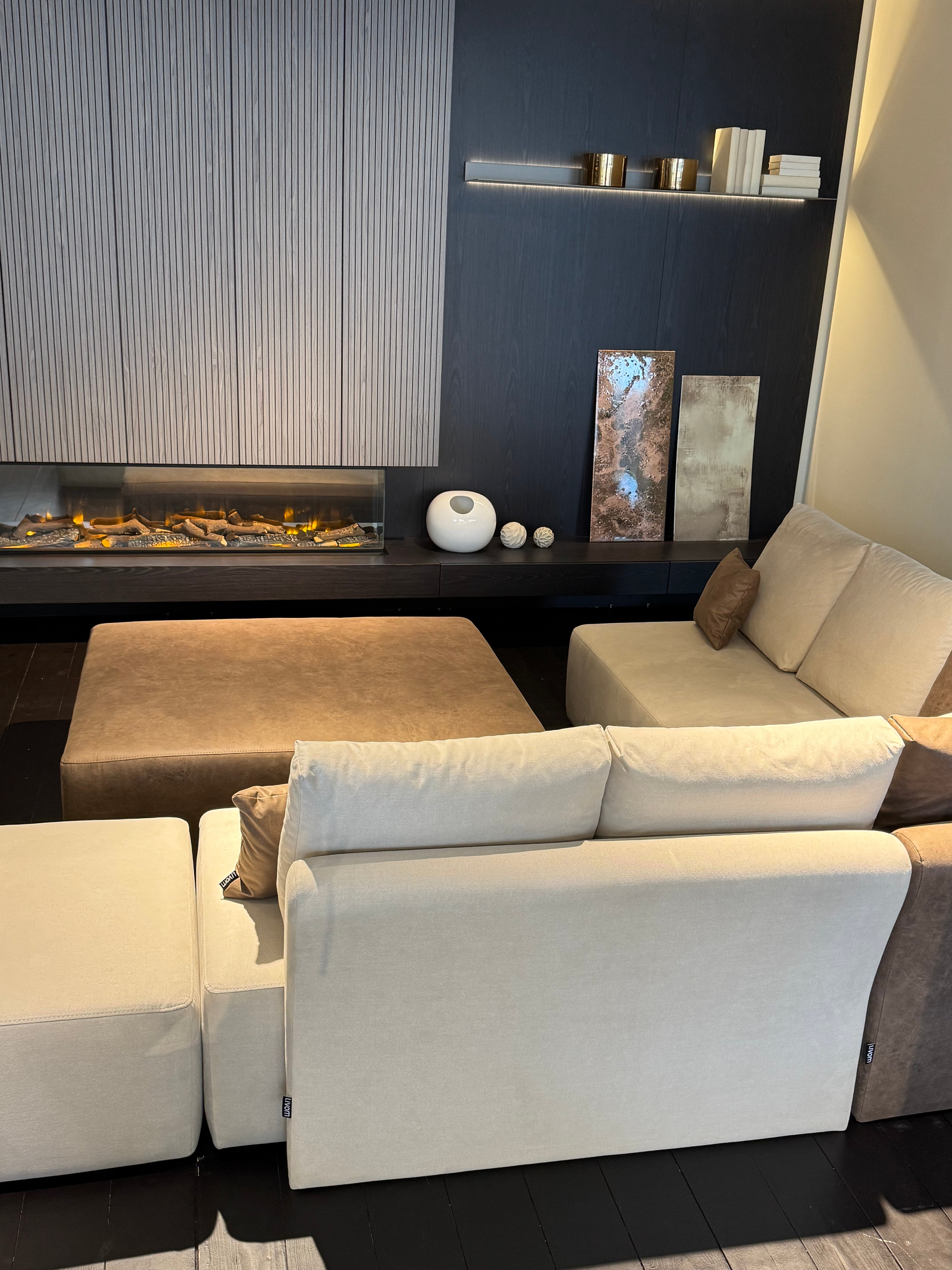 Outlet - Amy modular corner sofa with bed function - Showroom Milan