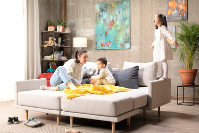 Divani per famiglie: 11 consigli pratici per scegliere il divano giusto