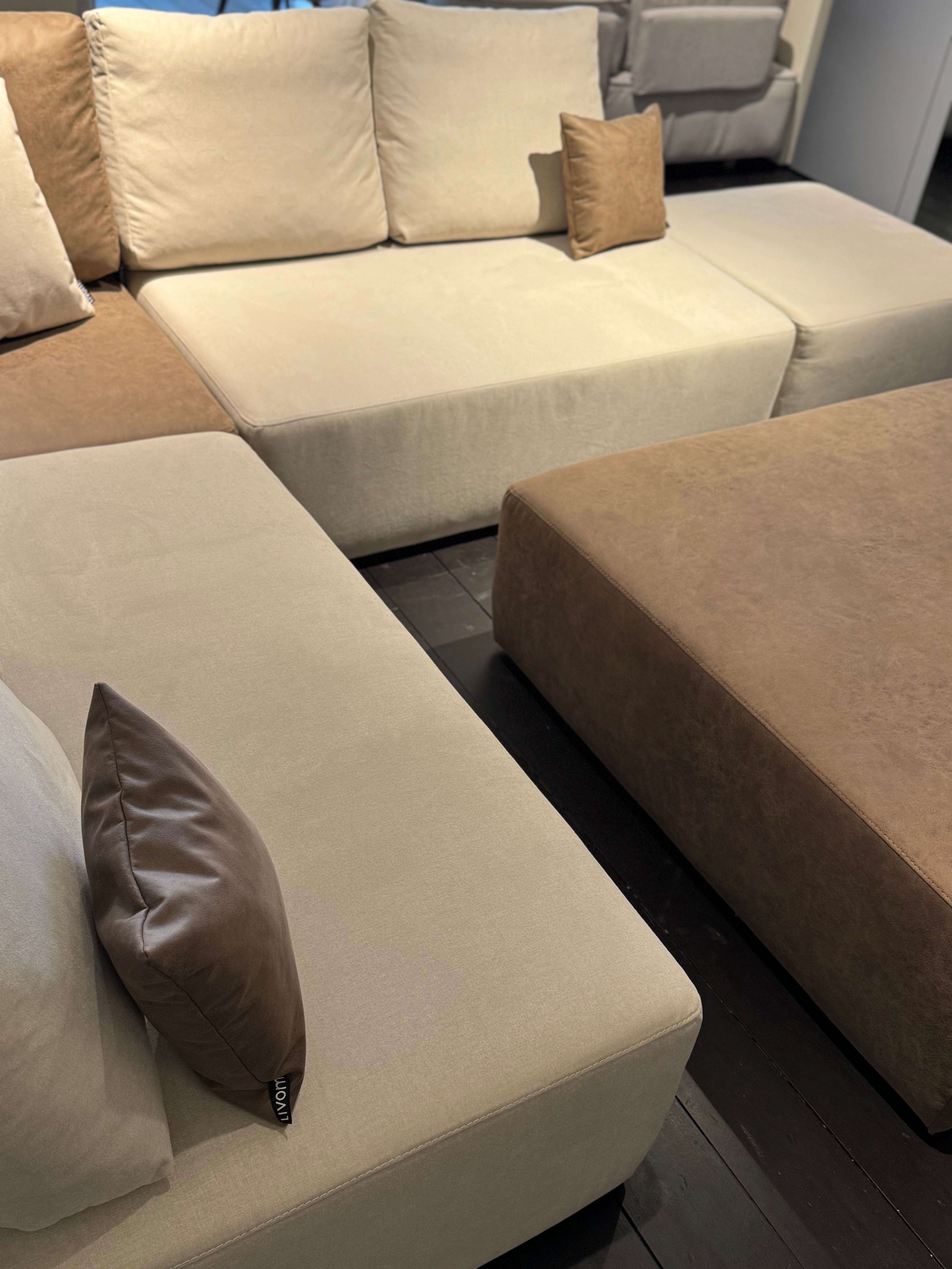 Outlet - Amy modular corner sofa with bed function - Showroom Milan